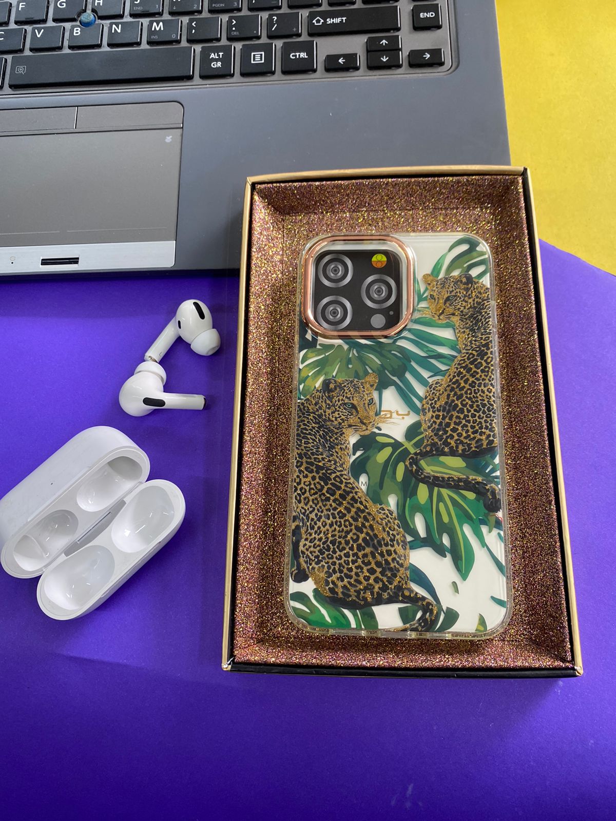 QY 13 pro Leopard phone cases are stylish and protective accessories available for various iPhone and Samsung models. Here are some popular options: