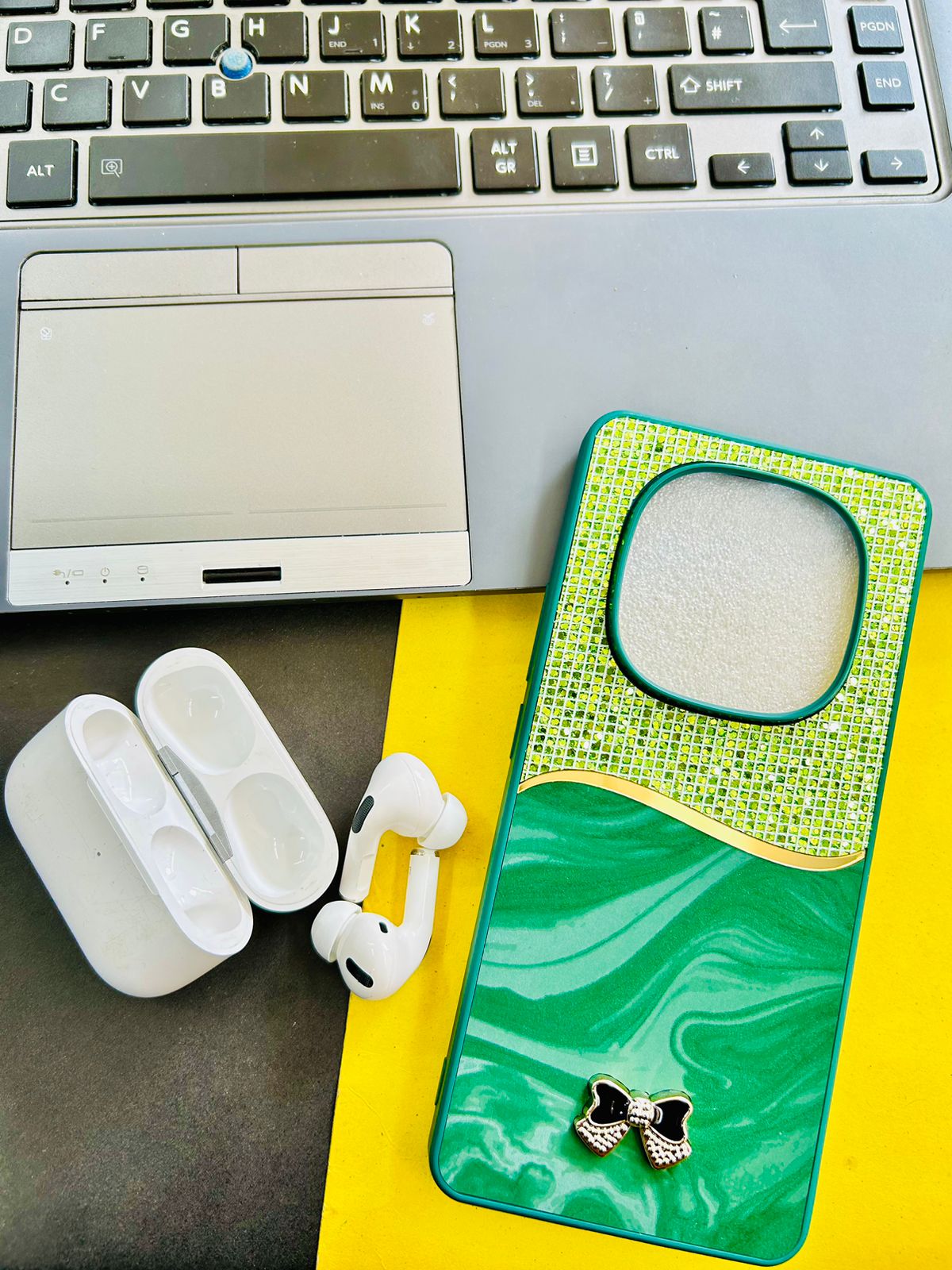 FANCY BUTERFLY STONE CASE VIVO SAMSUNG TECNO (Copy)
