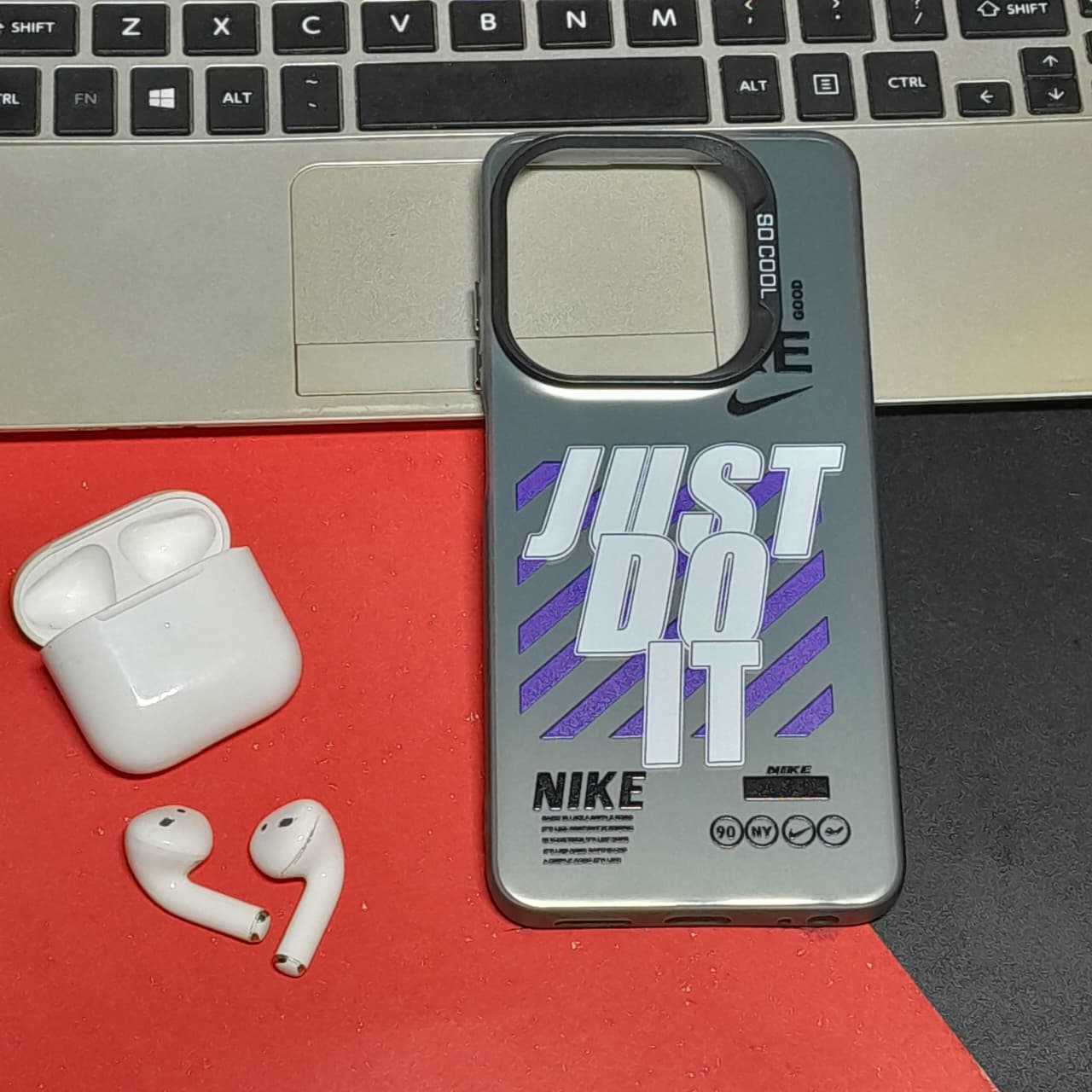 So Cool Case for iPhone – Style That Speaks