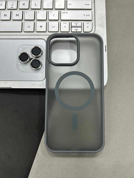 matte magnetic magsafe case with lens