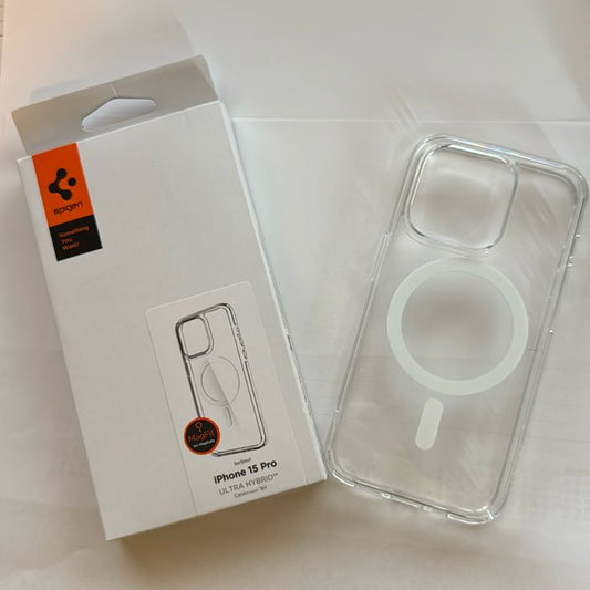 Spigen Ultra Hybrid CRYSTAL CLEAR  MagFit Case for iPhone with MagSafe